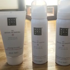 Brand New! Rituals Sakura Shower Set+ free samples
